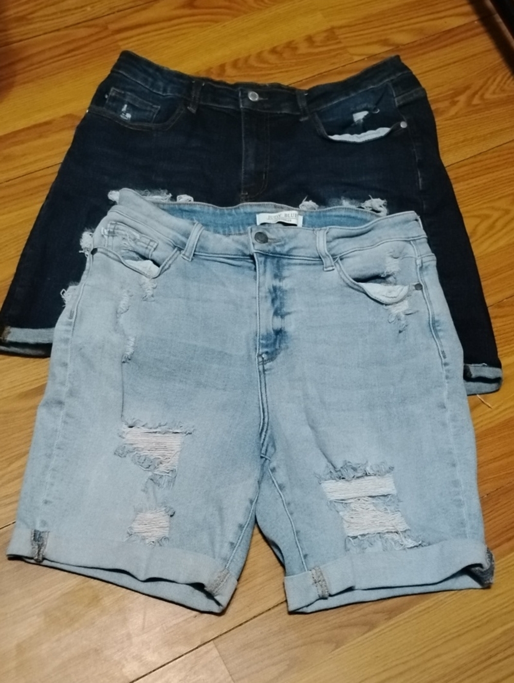 Judy Blue Denim Wash/Light Wash Women's 1XL Distress Detail (Bundle 2)